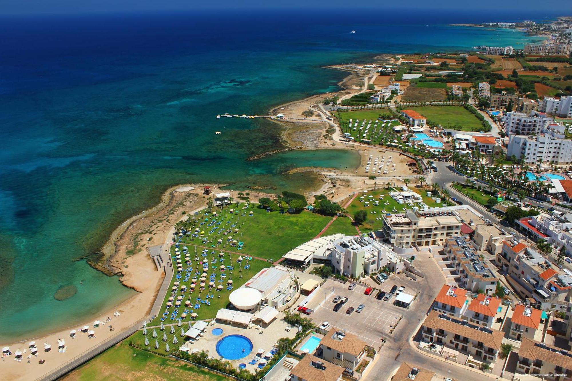 Polyxenia Isaak Luxury Villas And Apartments Protaras Exterior photo